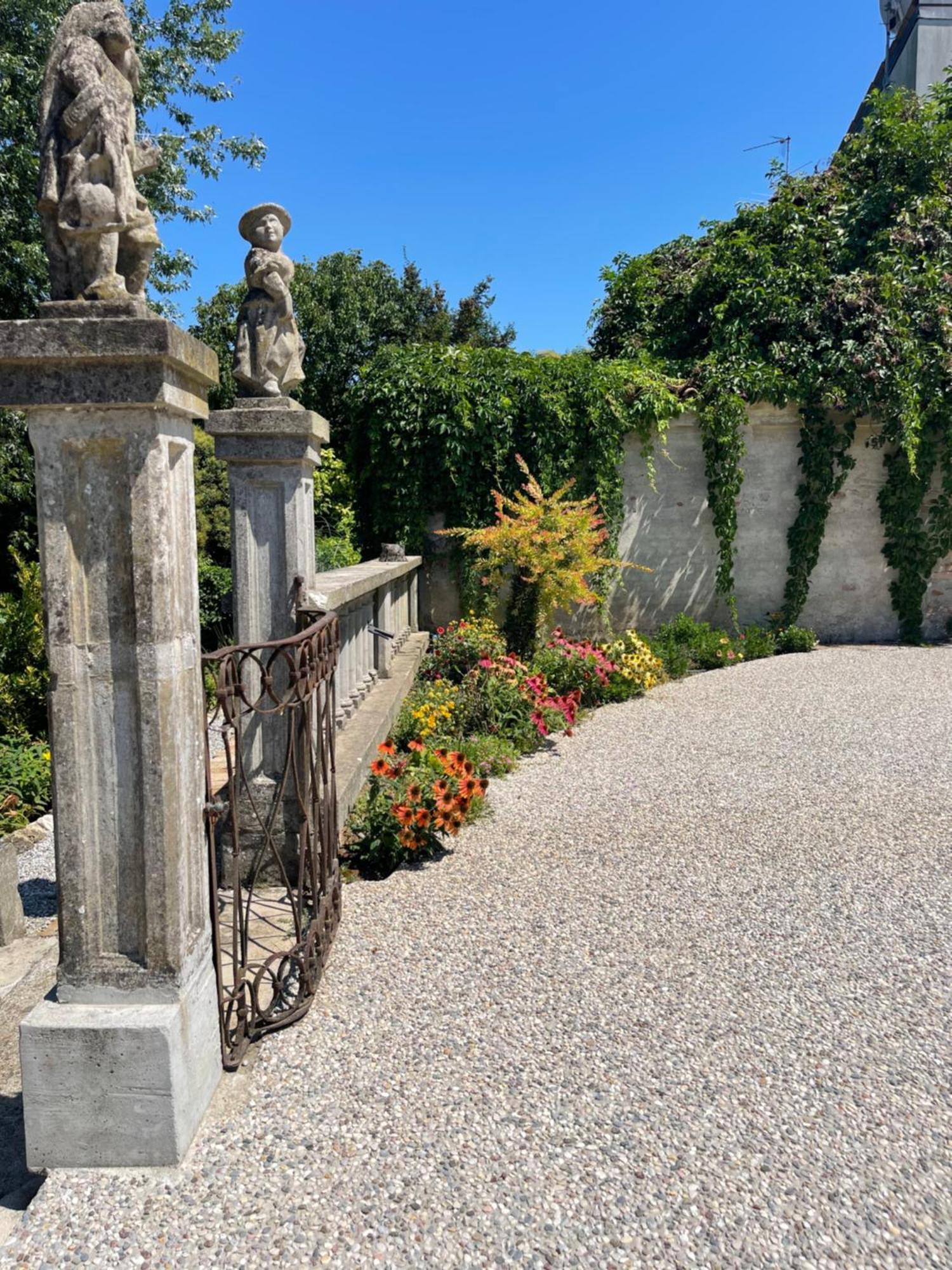 Lamirage - Una Vera Oasi Di Pace Bozzolo Exteriör bild